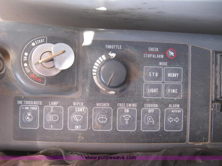 image for item L6312 2000 Case 9040B excavator