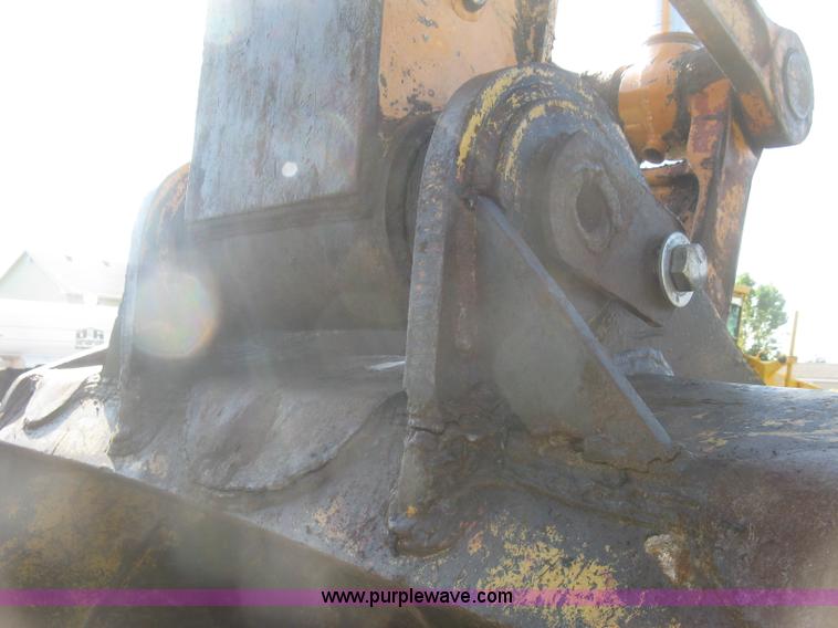 image for item L6312 2000 Case 9040B excavator