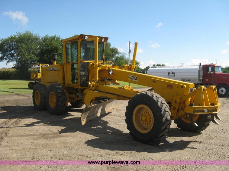 image for item L6313 1979 John Deere 770 motor grader