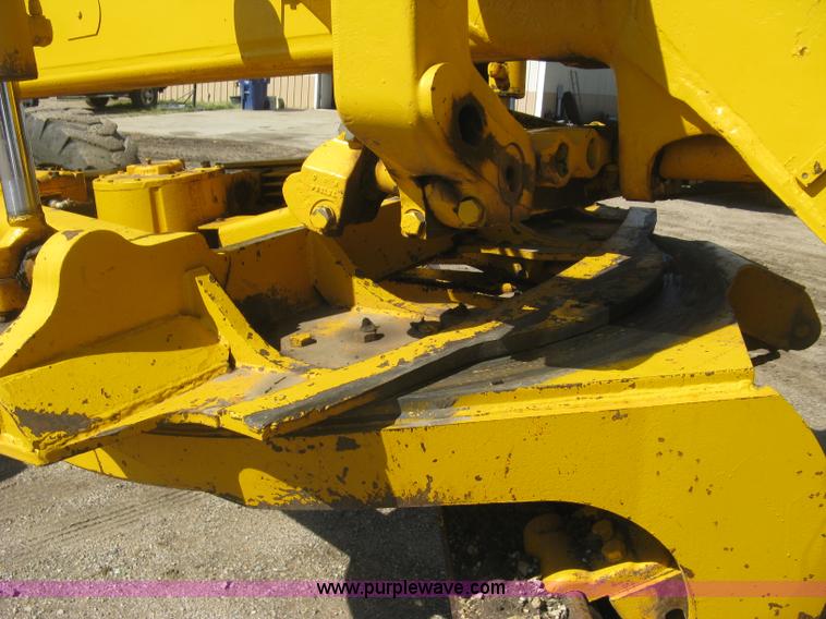 image for item L6313 1979 John Deere 770 motor grader