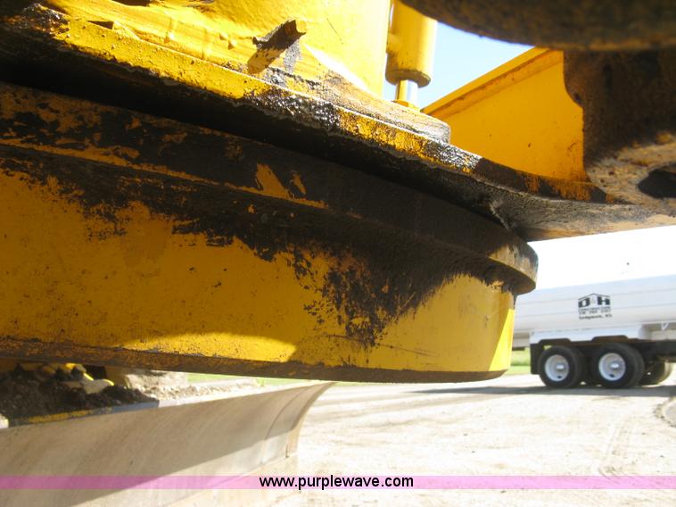 image for item L6313 1979 John Deere 770 motor grader