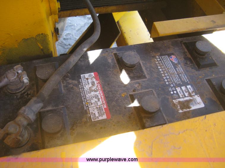 image for item L6313 1979 John Deere 770 motor grader