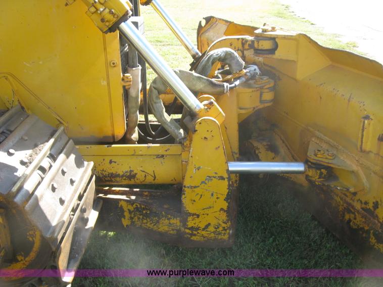 image for item L6314 1990 John Deere 750B long track dozer