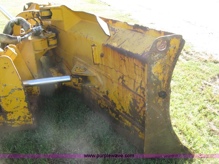 image for item L6314 1990 John Deere 750B long track dozer