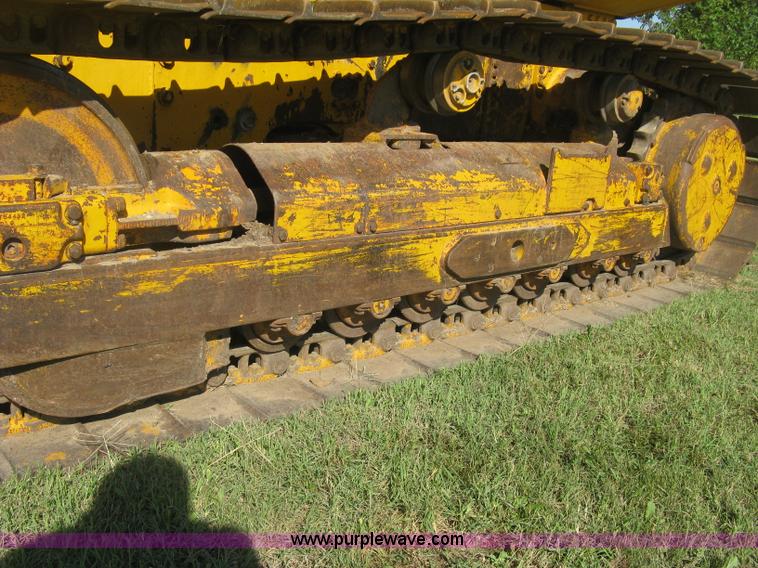 image for item L6314 1990 John Deere 750B long track dozer