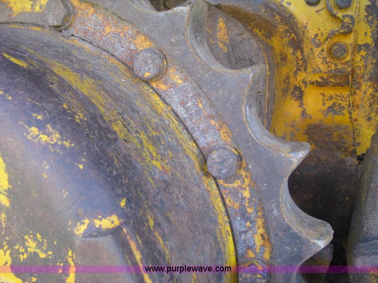 image for item L6314 1990 John Deere 750B long track dozer