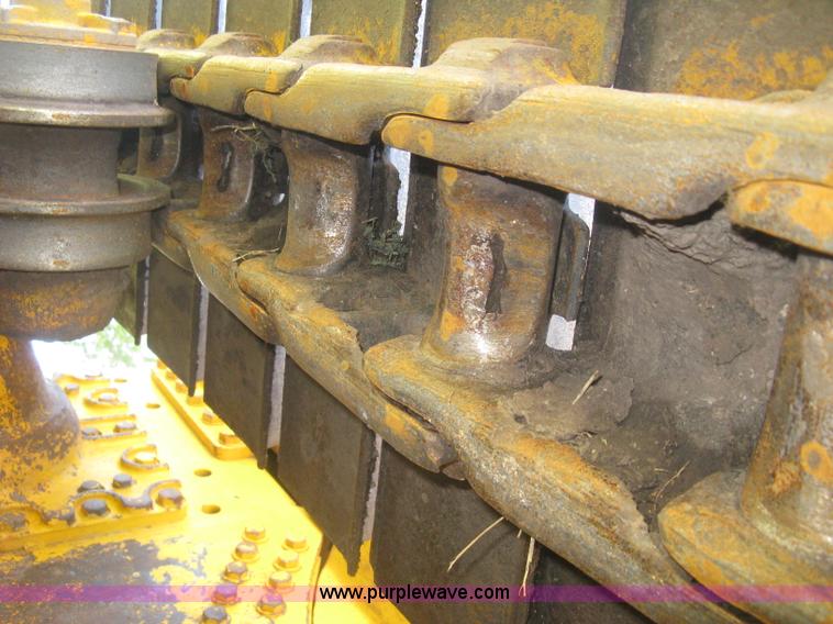 image for item L6314 1990 John Deere 750B long track dozer