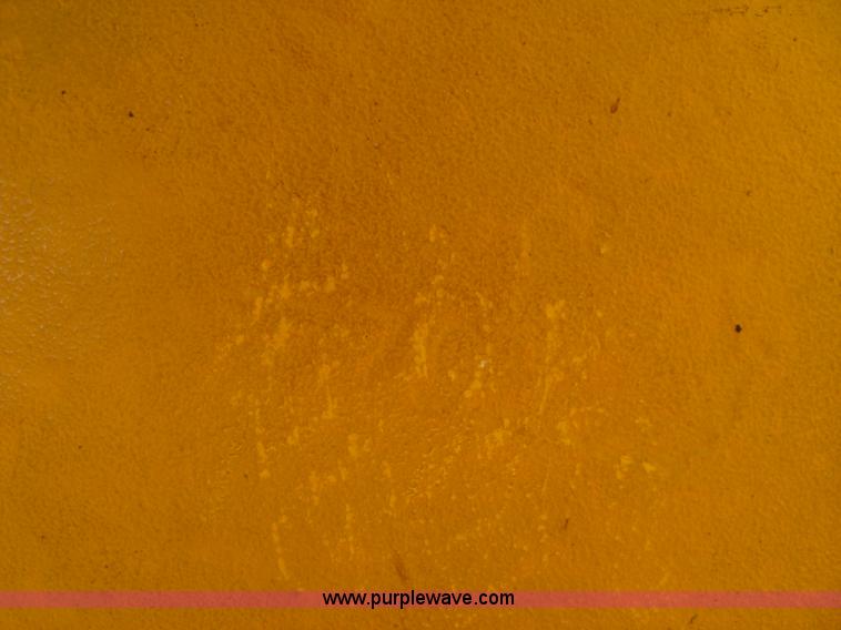 image for item L6314 1990 John Deere 750B long track dozer