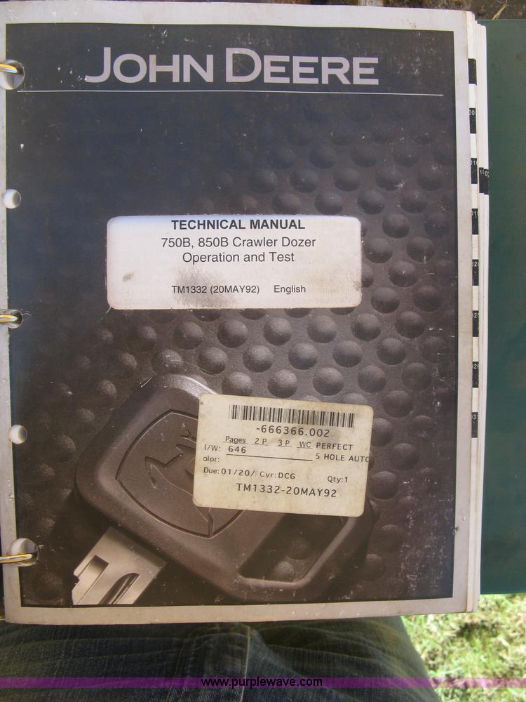 image for item L6314 1990 John Deere 750B long track dozer