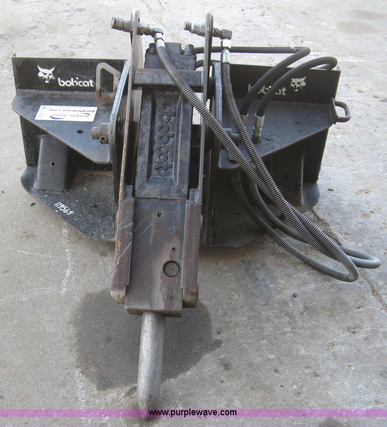 Bobcat 2500 hydraulic hammer skid steer attachment in Wichita, KS Item L6337 sold Purple Wave