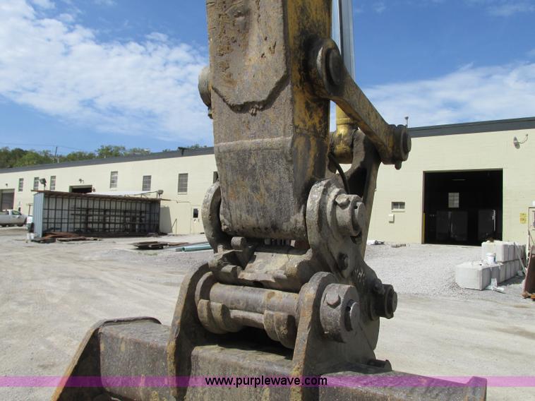 image for item R9457 2000 Komatsu PC300LC-6LE excavator