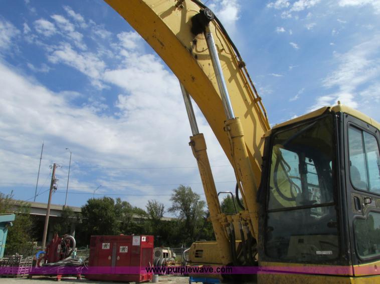 image for item R9457 2000 Komatsu PC300LC-6LE excavator