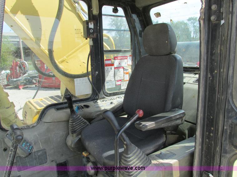 image for item R9457 2000 Komatsu PC300LC-6LE excavator