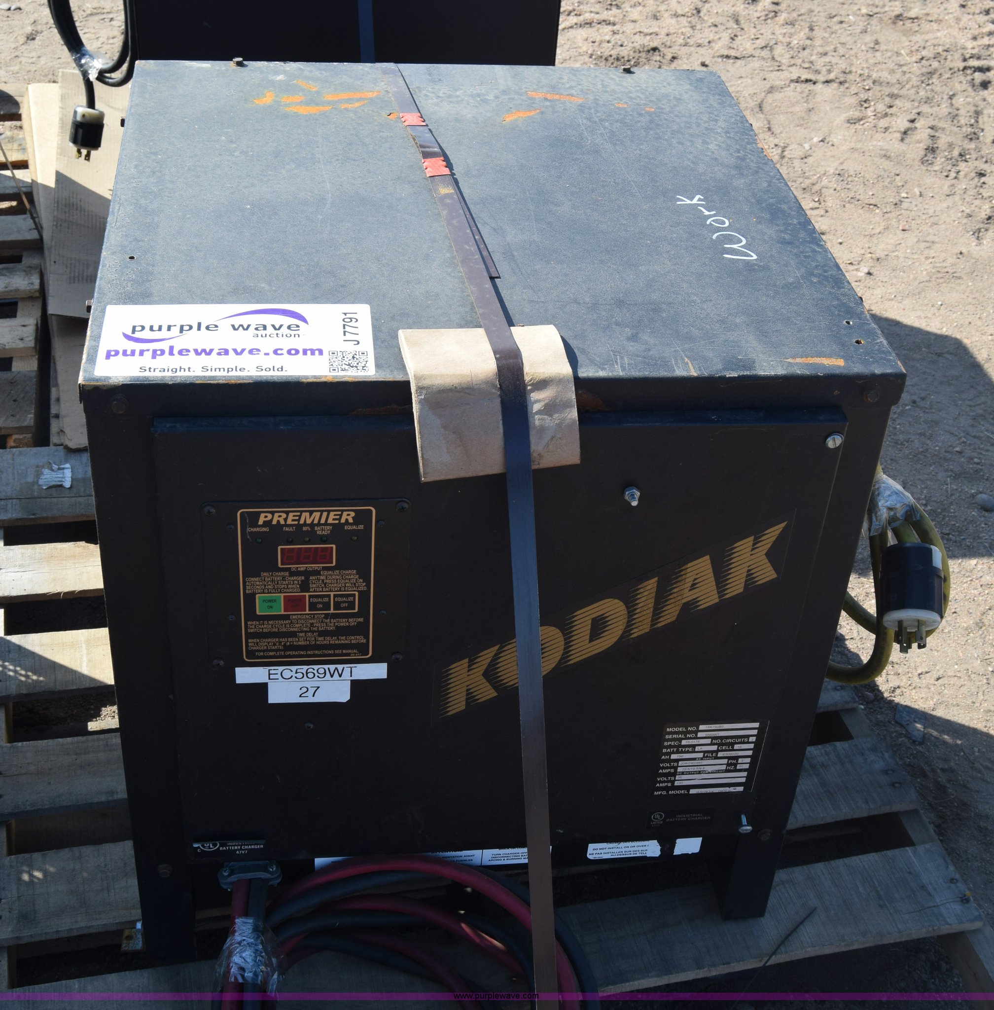 Kodiak 18K750B3 premier forklift battery charger in Kinsley, KS Item