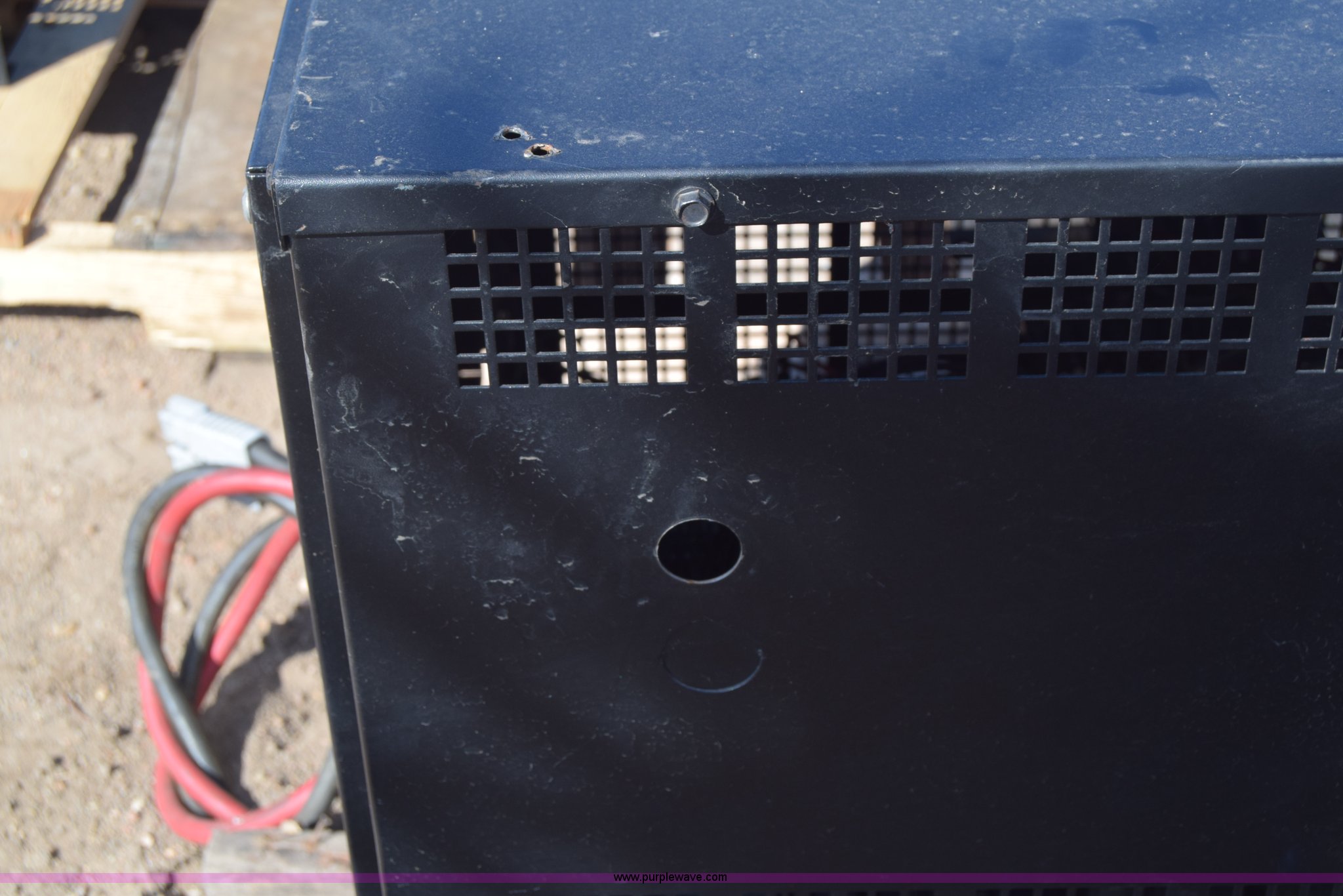 Kodiak 18K750B3 premier forklift battery charger in Kinsley, KS Item