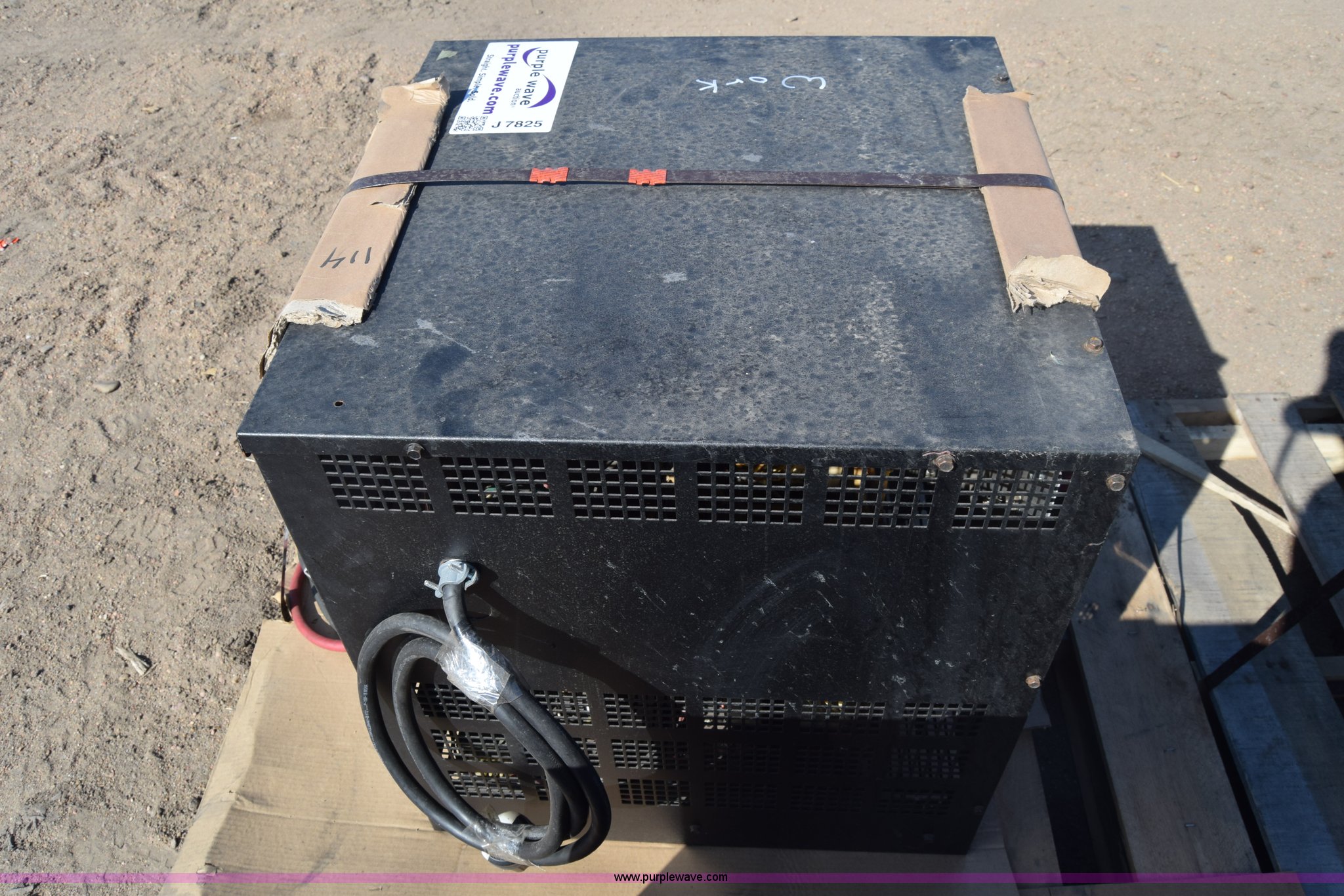 Kodiak 18K750B3 Premier forklift battery charger in Kinsley, KS Item