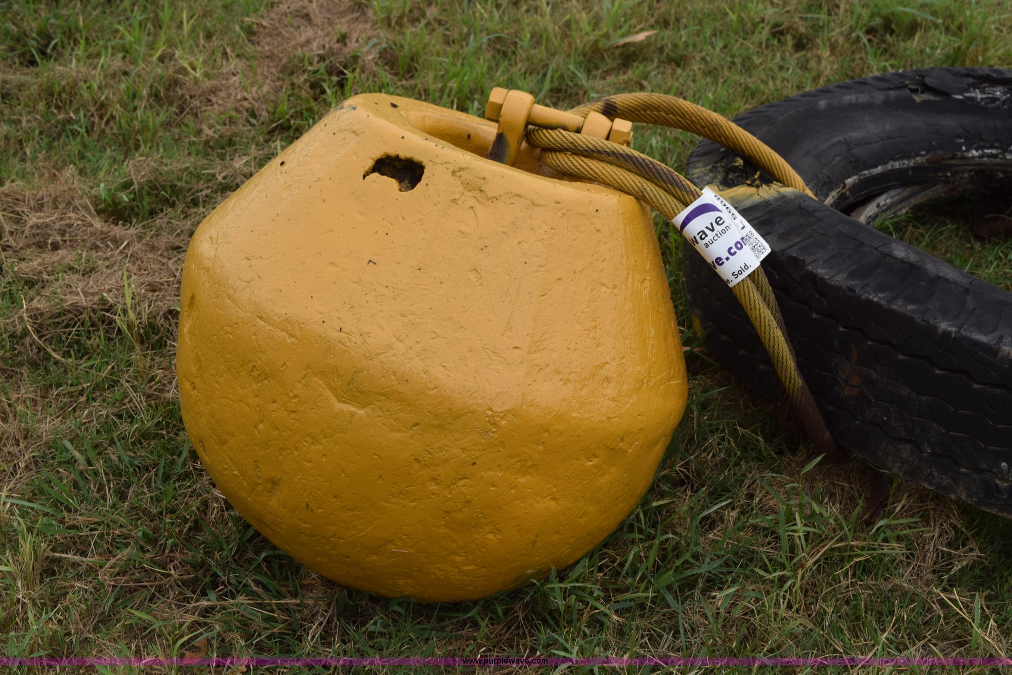 Demolition ball in Greenville, TX Item L5968 sold Purple Wave