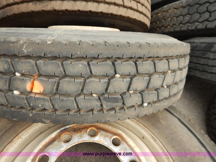 image for item BH9936 (10) Michelin 11R22.5 used tires and wheels