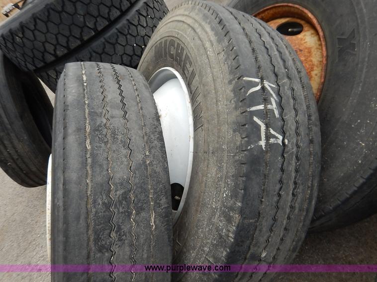 image for item BH9936 (10) Michelin 11R22.5 used tires and wheels