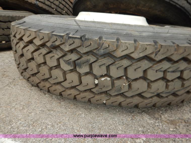 image for item BH9936 (10) Michelin 11R22.5 used tires and wheels