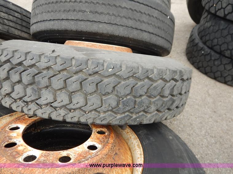 image for item BH9936 (10) Michelin 11R22.5 used tires and wheels