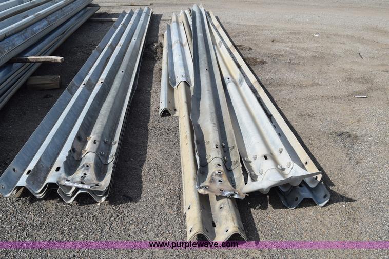 image for item BO9736 (20) guard rail sections