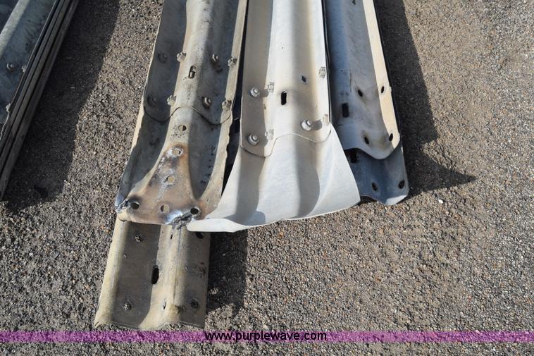 image for item BO9736 (20) guard rail sections