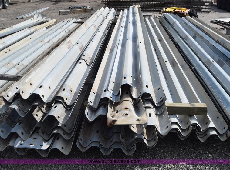image for item BO9737 (52) guard rail sections