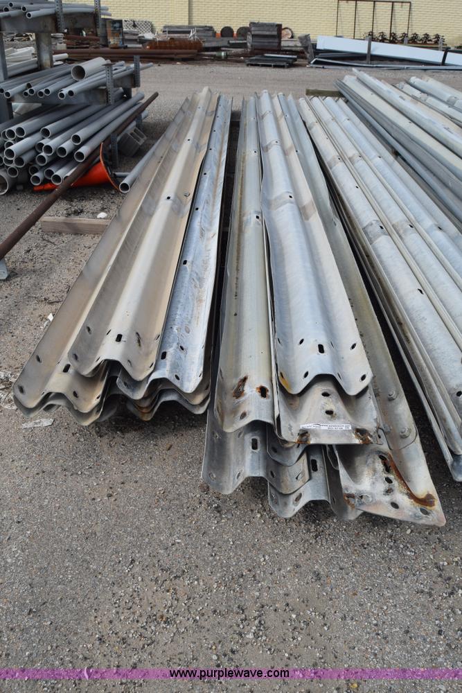 image for item BO9738 (22) guard rail sections
