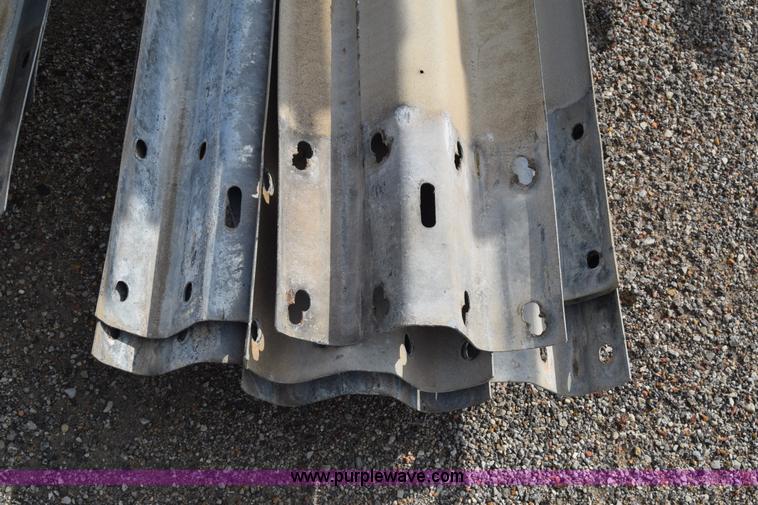 image for item BO9738 (22) guard rail sections