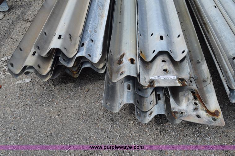 image for item BO9738 (22) guard rail sections