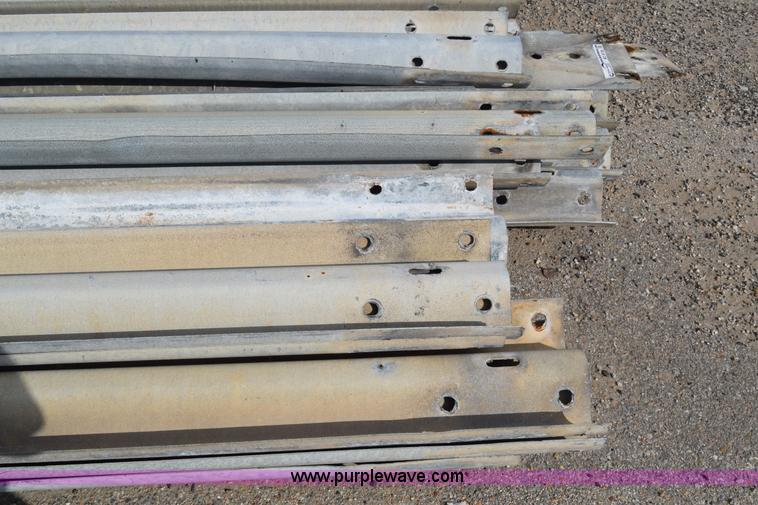 image for item BO9738 (22) guard rail sections
