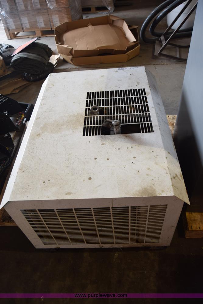 image for item BO9746 Vanair Viper air compressor