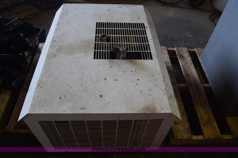 image for item BO9746 Vanair Viper air compressor