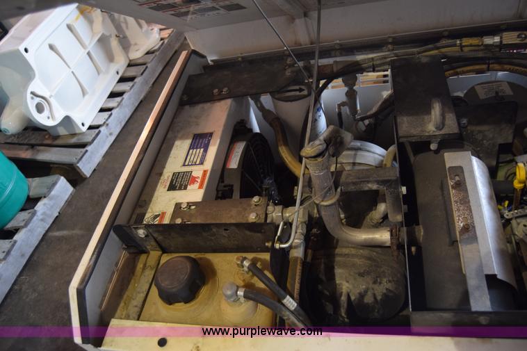 image for item BO9746 Vanair Viper air compressor