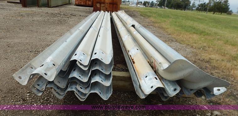 image for item D1721 (25) guard rail sections