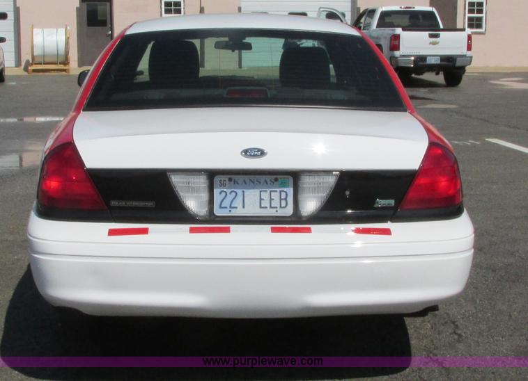 image for item J3630 2011 Ford Crown Victoria Police Interceptor