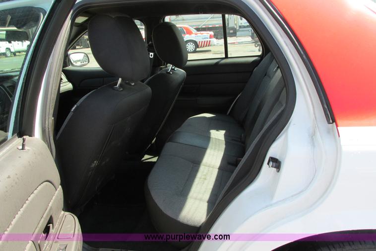 image for item J3630 2011 Ford Crown Victoria Police Interceptor