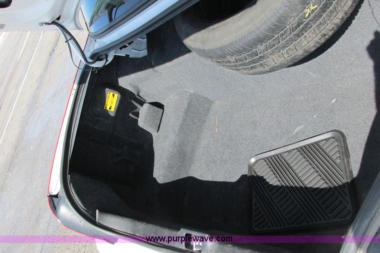 image for item J3630 2011 Ford Crown Victoria Police Interceptor