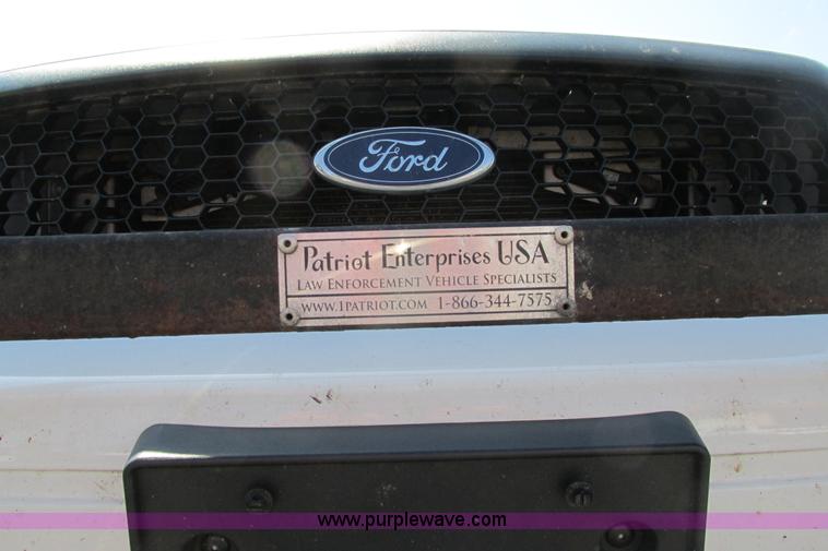 image for item J3630 2011 Ford Crown Victoria Police Interceptor