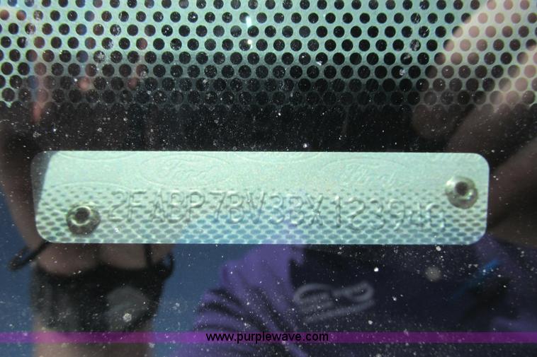 image for item J3630 2011 Ford Crown Victoria Police Interceptor