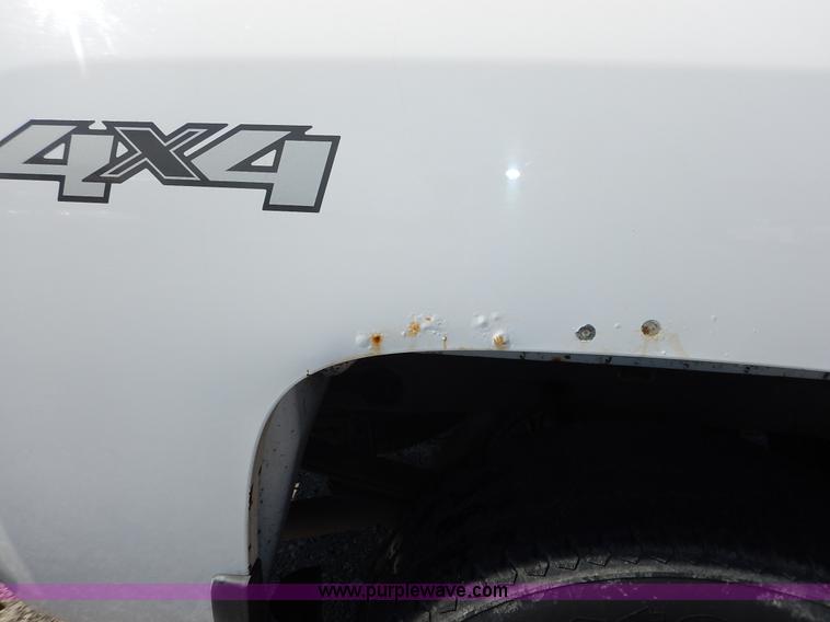 image for item J3631 2008 Chevrolet Silverado 1500 Crew Cab pickup truck