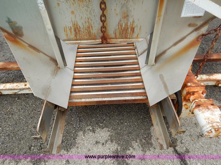 image for item J3636 Flink sand/salt spreader