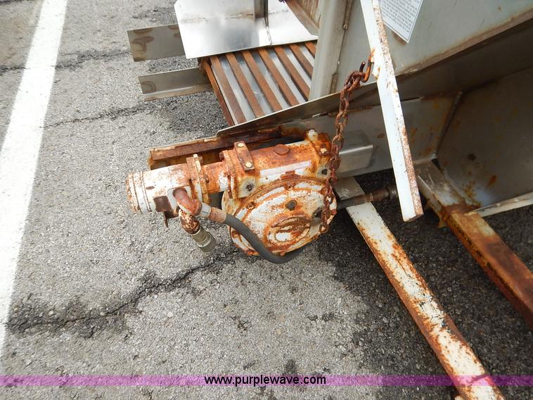 image for item J3636 Flink sand/salt spreader