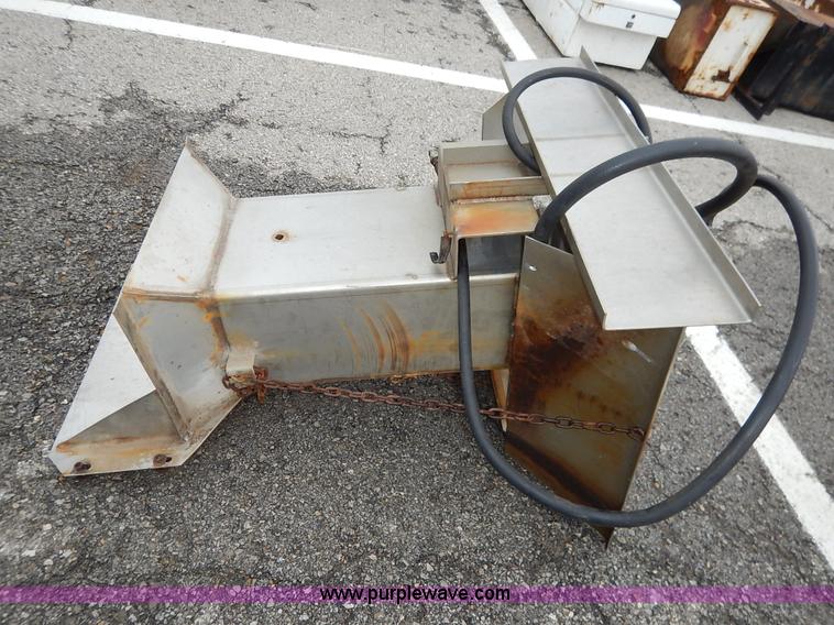 image for item J3636 Flink sand/salt spreader