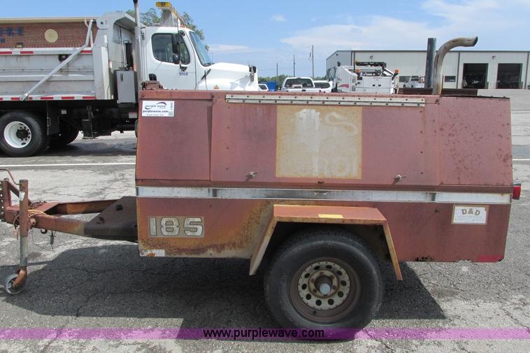 image for item J3642 1992 Leroi 185 air compressor