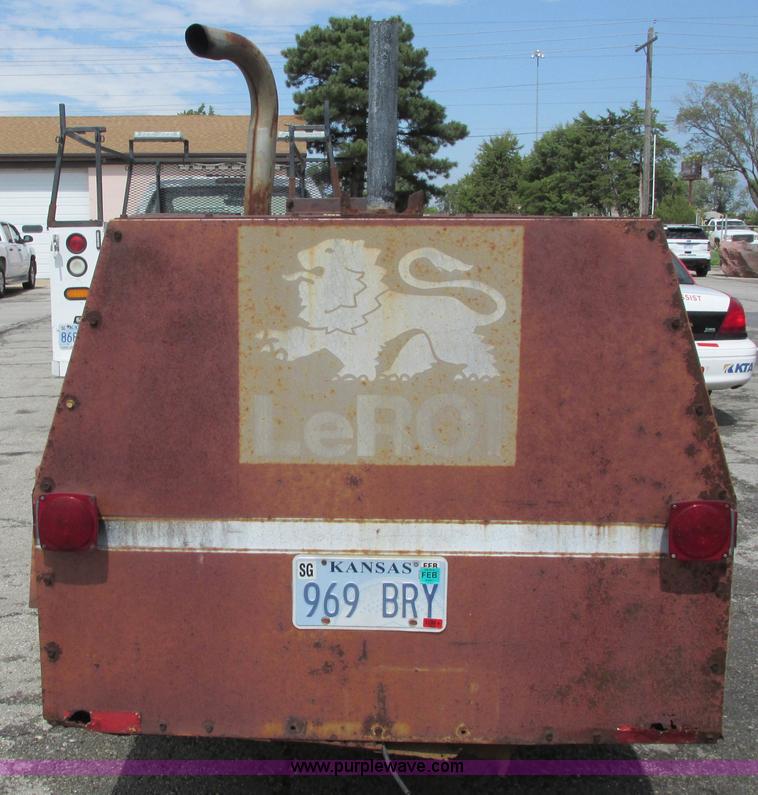 image for item J3642 1992 Leroi 185 air compressor