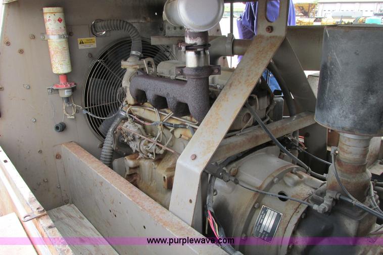 image for item J3642 1992 Leroi 185 air compressor