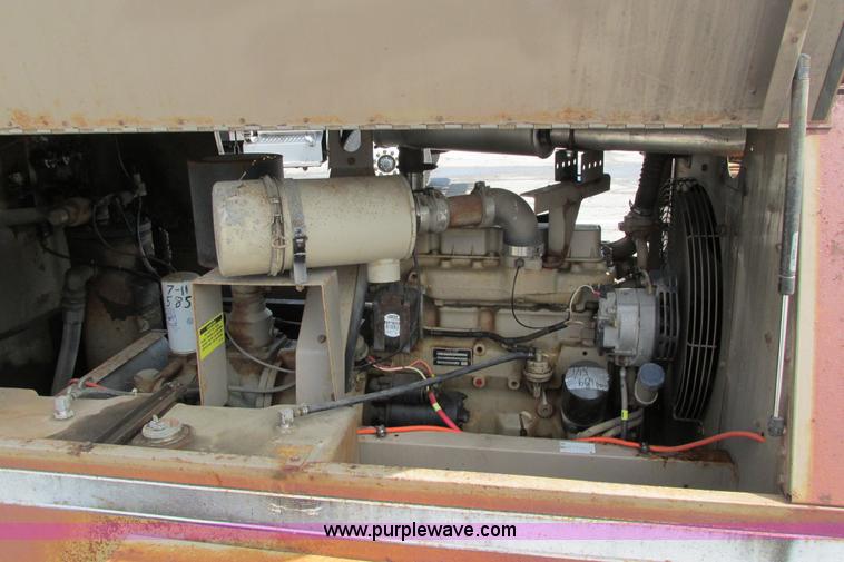 image for item J3642 1992 Leroi 185 air compressor