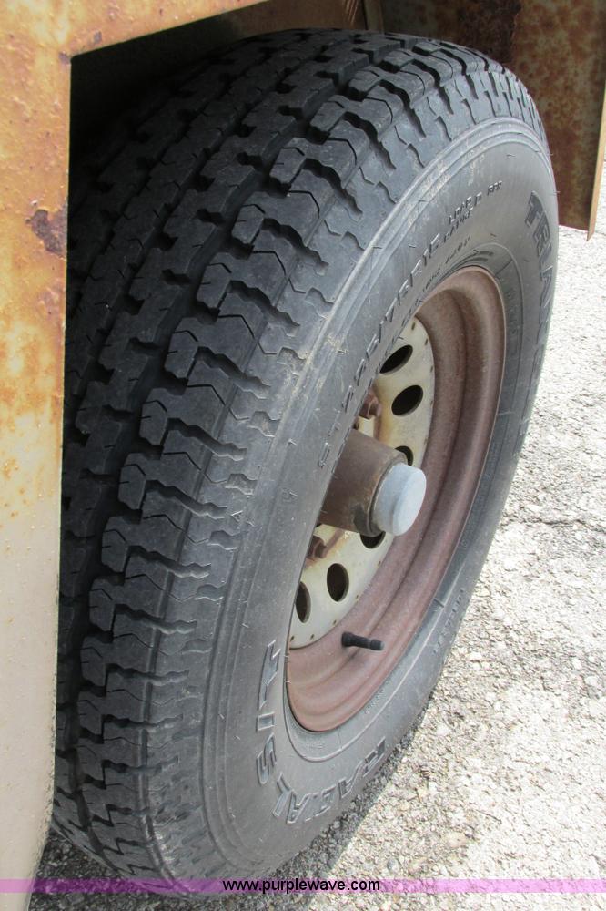 image for item J3642 1992 Leroi 185 air compressor